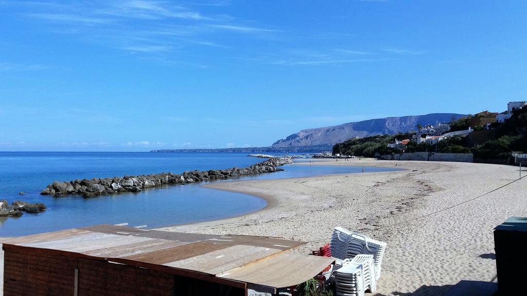 Casa Vacanza Trappeto Palermo Villa ภายนอก รูปภาพ